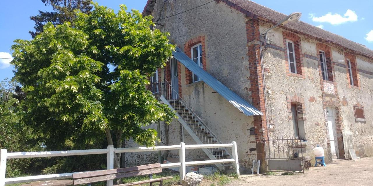 Chambre A La Ferme Saint-Martin-des-Champs  Екстериор снимка